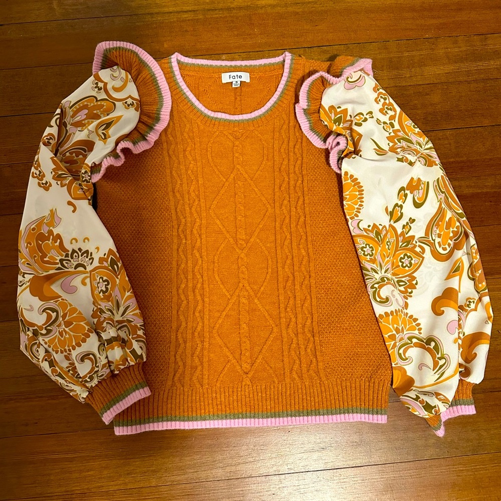 FATE marmalade, stitch, paisley pattern sweater